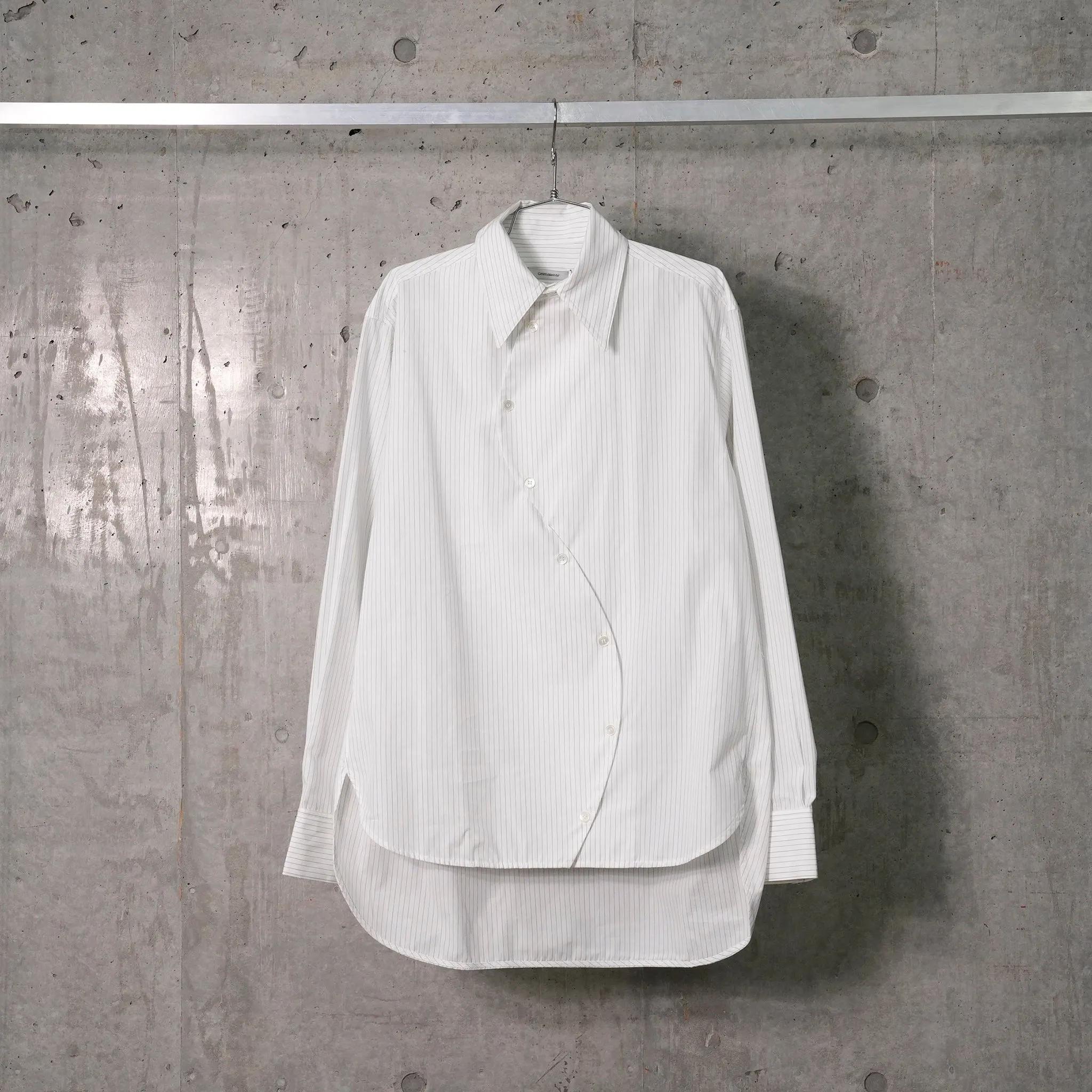 S-CURVE SHIRT / WHITE PINSTRIPE